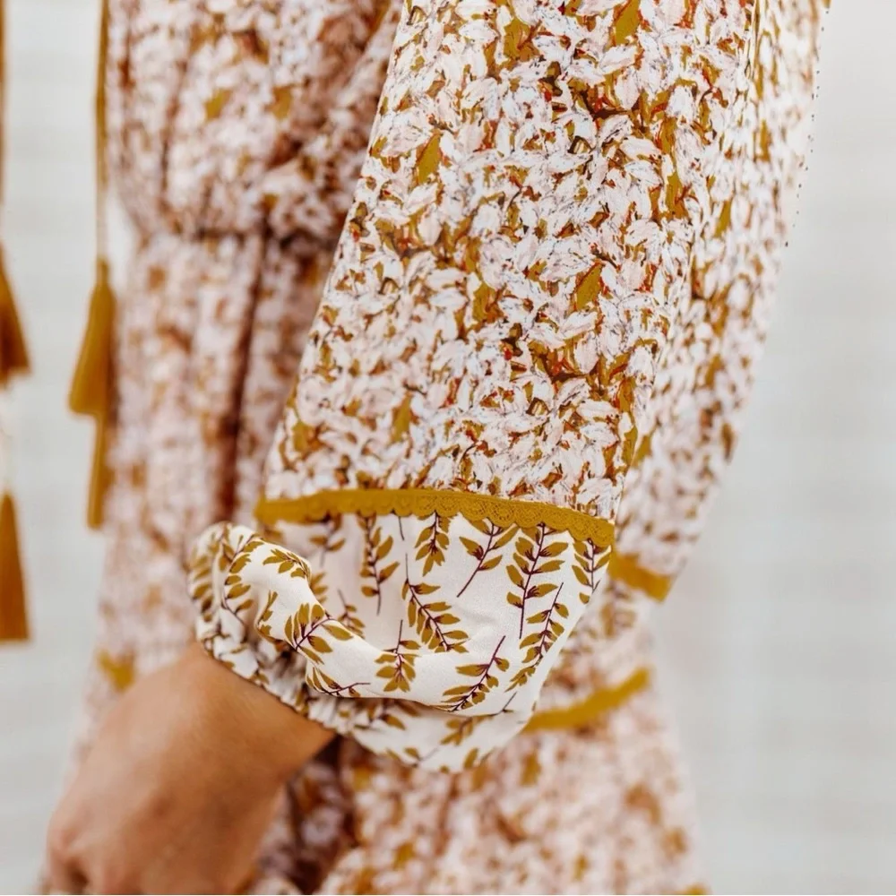MISS ME Ophelia Floral Mini Dress (S)